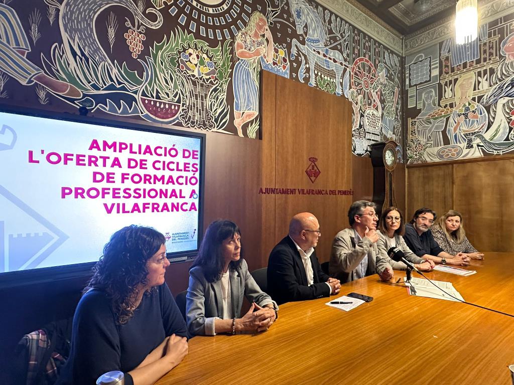 El Govern impulsa l’FP a l’Alt Penedès amb una ampliació de l’oferta formativa a Vilafranca. Ajuntament de Vilafranca