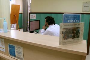 El Govern posa en marxa el nou model de primària en 27 CAP per millorar l’accessibilitat i la coordinació amb hospitals. ACN