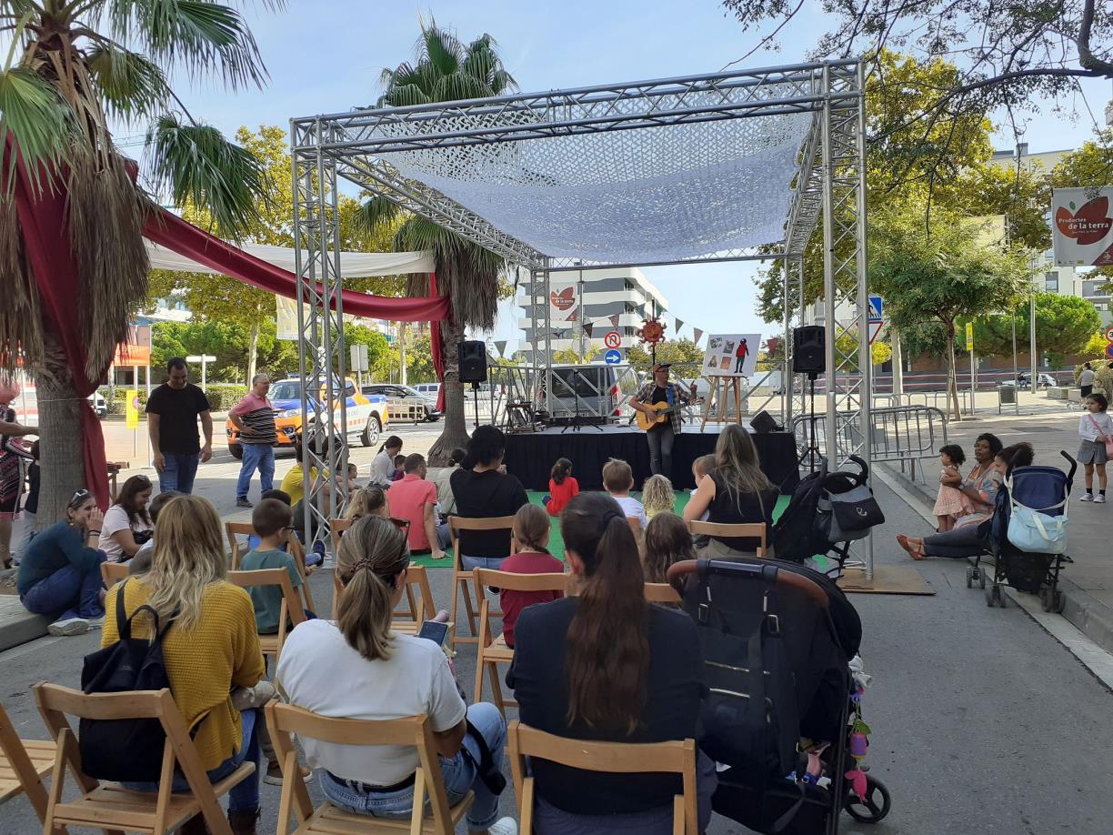 El Mercat del Cava i la Tapa i la Jornada de Cooperació i Solidaritat superen totes les expectatives. Ajt Sant Pere de Ribes