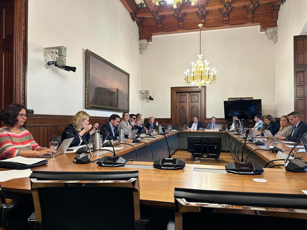 El Parlament aprova mesures per millorar l’assistència sanitària a les actuacions castelleres. CCCC