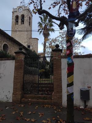 El Pla del Penedès vesteix el poble de Nadal amb un projecte intergeneracional