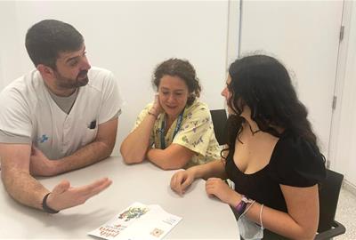 El projecte ‘Fem pas’ acompanya més de 180 adolescents de Ribes i Olivella en el trànsit de la pediatria a l’atenció adulta. Generalitat de Catalunya