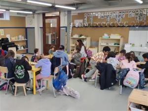 El servei de cangur municipal Curavila funcionarà també durant els mesos d’estiu a Vilanova i la Geltrú. Ajuntament de Vilanova