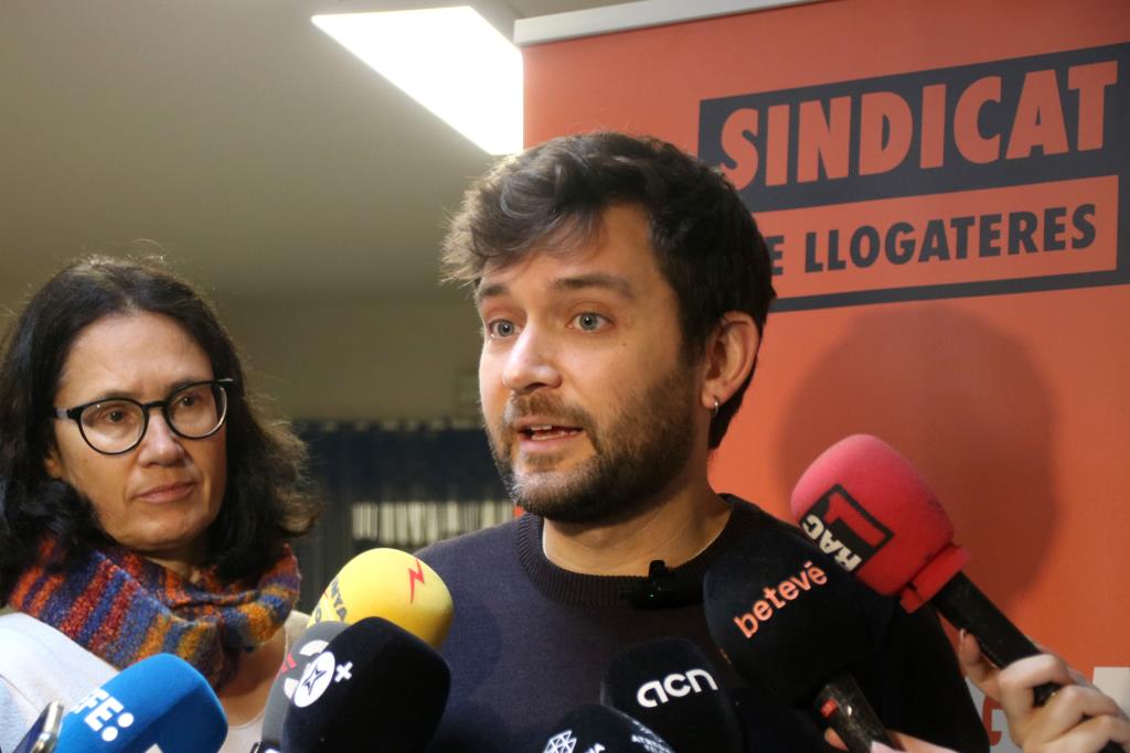 El Sindicat de Llogateres qualifica de “tímida” la reducció dels preus i insta a una regulació del lloguer de temporada. ACN