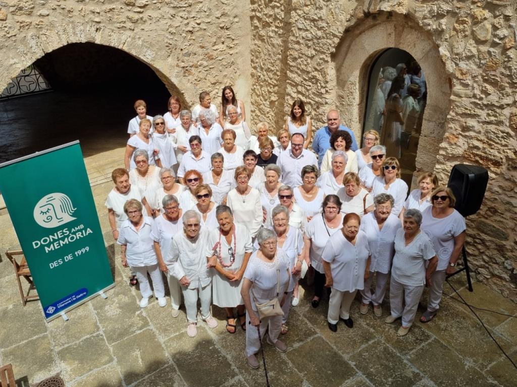 El taller Dones amb Memòria celebra el 25è aniversari reconeixent la tasca de més de 300 participants. Ajuntament de Vilanova