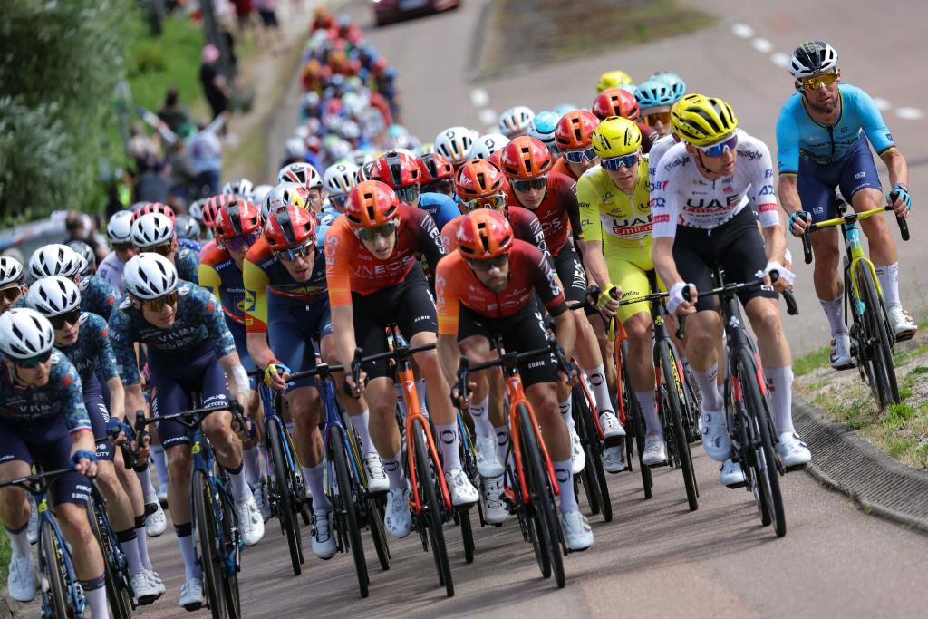 El Tour de França 2026 posarà el Penedès al mapa esportiu mundial. Ajuntament de Calafell
