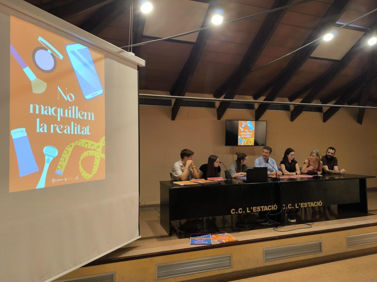 El Vendrell impulsa la campanya “No maquillem la realitat” contra la pressió estètica entre els joves. Ajuntament del Vendrell