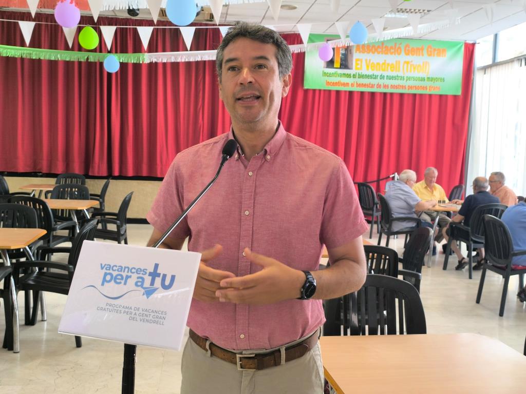 El Vendrell impulsa un programa gratuït de vacances per a la gent gran per combatre la soledat i afavorir la inclusió. Ajuntament del Vendrell