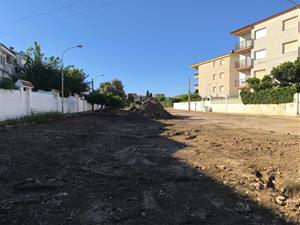 El Vendrell inicia les obres per convertir el Torrent dels Aragalls en un passeig urbà i ampliar la via verda fins al mar