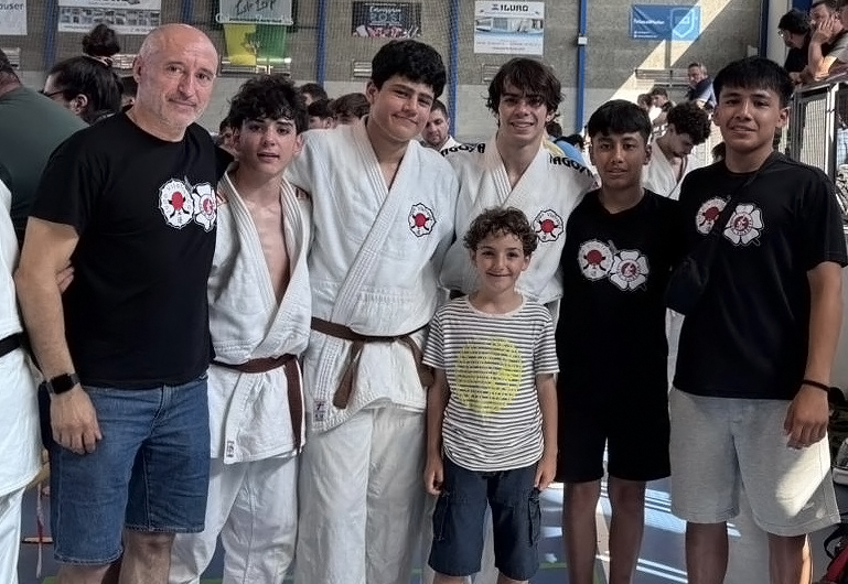 Els alumnes de l'Escola de Judo Vilafranca a Badia del Vallès. Eix