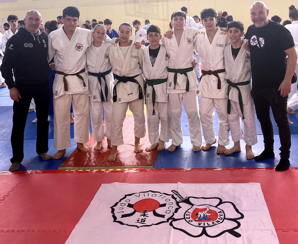 Els alumnes de l'Escola de Judo Vilafranca-Vilanova a Montesquiu. Eix