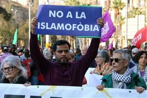 Els expedients sancionadors per discriminació gairebé es tripliquen en un any, la majoria per racisme. ACN
