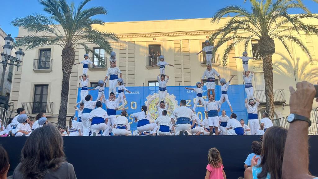 Els Falcons de Vilanova recuperen el Ventall de 3 en una Diada de Festa Major memorable. Falcons de Vilanova