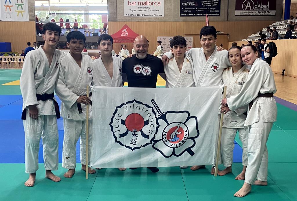 Els judoques de l'Escola de Judo Vilafranca - Vilanova. Eix