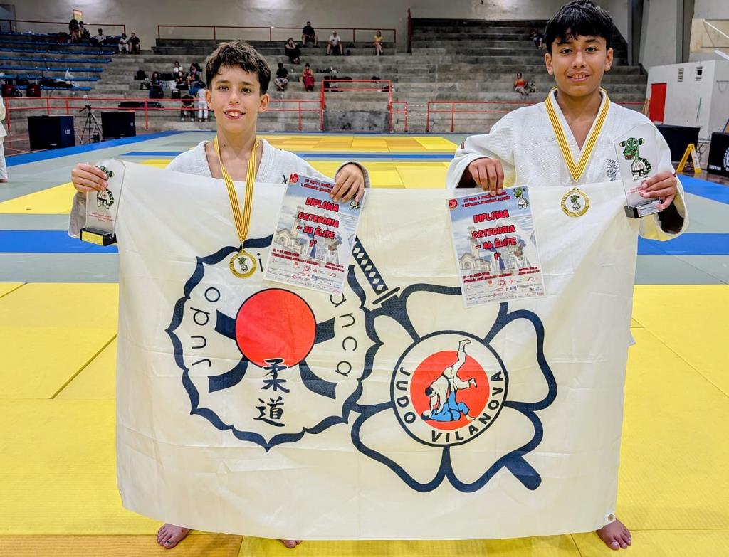 Els judoques de l'Escola de Judo Vilafranca - Vilanova a Tortosa. Eix