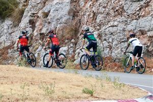 Els Mossos d'Esquadra alerten de l'absència de documentació en nombrosos ciclistes que circulen per carretera