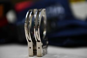 Els Mossos detenen tres lladres especialitzats en furts a turistes a l’AP-7. Mossos d'Esquadra