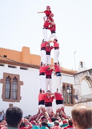 Els Nens del Vendrell consoliden la Diada de Sant Isidre de Bellvei com una cita clau al seu calendari casteller. Nens del Vendrell