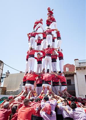 Els Nens del Vendrell consoliden la Diada de Sant Isidre de Bellvei com una cita clau al seu calendari casteller
