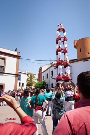 Els Nens del Vendrell consoliden la Diada de Sant Isidre de Bellvei com una cita clau al seu calendari casteller