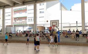 Els tornejos de bàsquet 3x3 als barris de Vilafranca