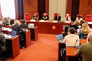 Els treballadors de Freixenet porten les protestes contra l’ERO al Parlament