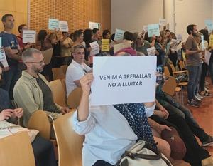 Els treballadors de l’Ajuntament de Sant Pere de Ribes es mobilitzen per exigir solucions urgents davant la paralització de serveis. CCOO
