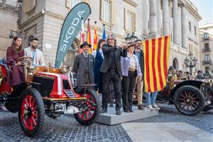 Els vehicles d’època tornen a brillar al Ral·li Barcelona-Sitges