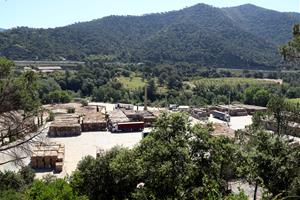 Enderroquen un molí paperer del segle XVIII a la Pobla de Claramunt abans de completar els tràmits per protegir-lo