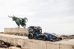Estudiants de l'EPSEVG porten el nom de Vilanova i la Geltrú a la Formula Student. UPC
