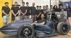 Estudiants de l'EPSEVG porten el nom de Vilanova i la Geltrú a la Formula Student