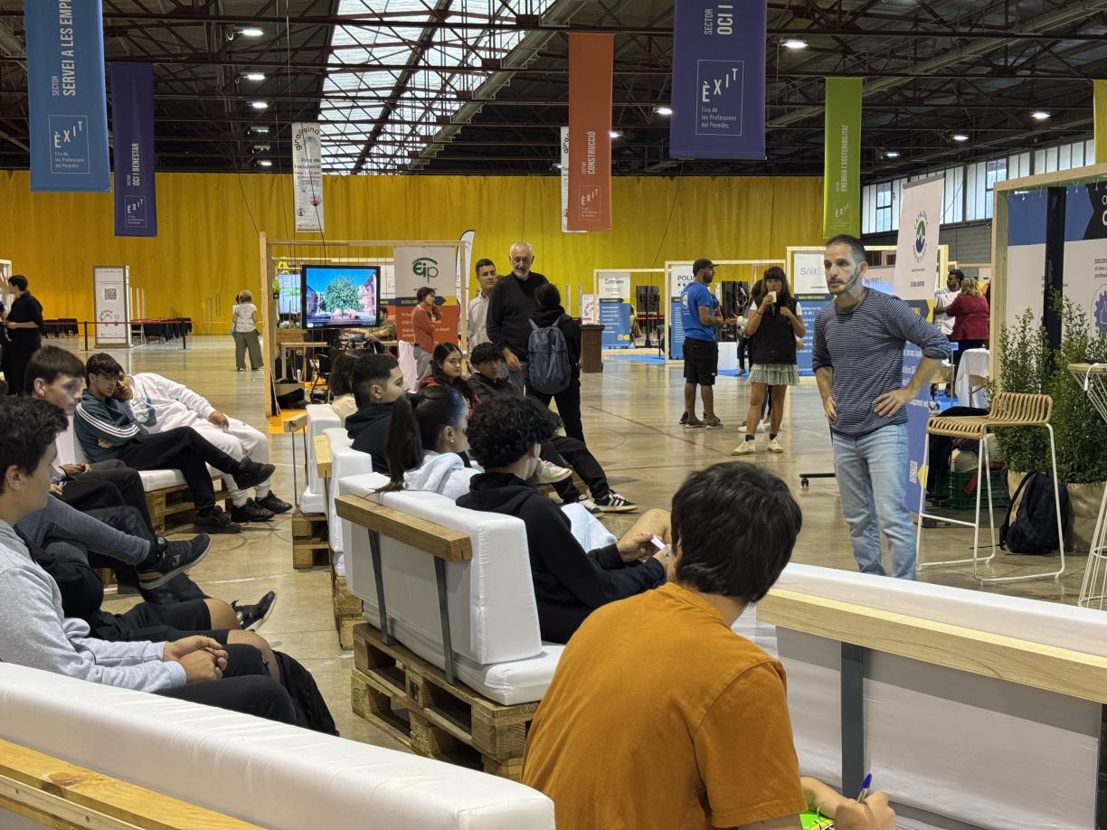 Èxit de la Fira de les Professions a Vilafranca amb 3.000 participants i connexió entre joves, empreses i centres educatius. Ajuntament de Vilafranca