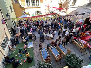 Èxit de participació a la Fira Mata-degolla de Sant Quintí, que combina història i activitats familiars. Ajt Sant Quintí de Medion