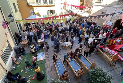 Èxit de participació a la Fira Mata-degolla de Sant Quintí, que combina història i activitats familiars. Ajt Sant Quintí de Medion