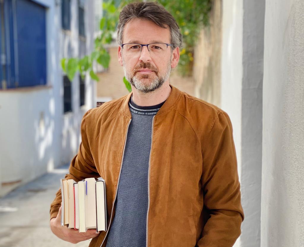 Ferran Vilanova. Eix