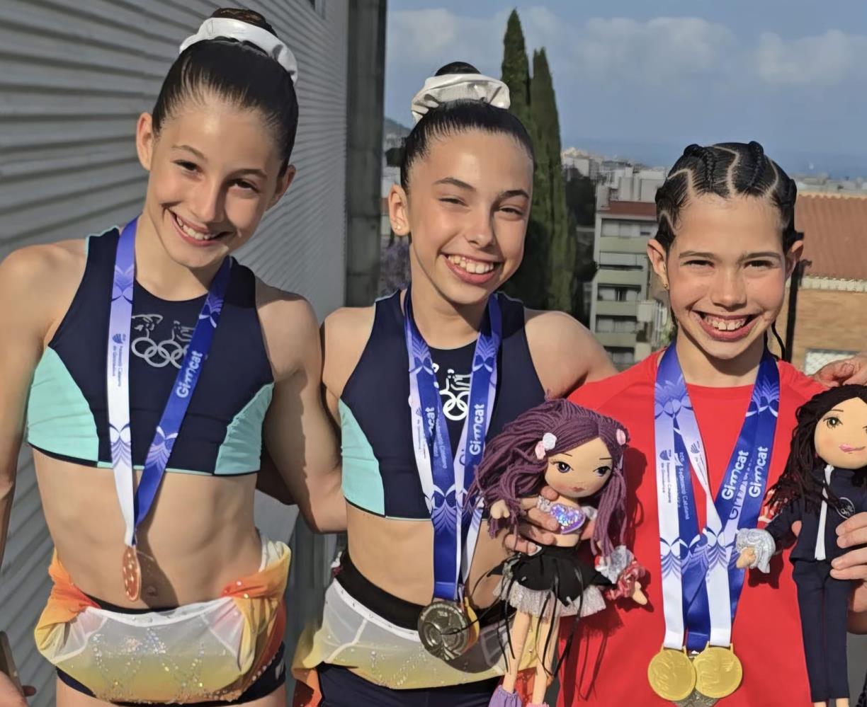 Greta Jasanada, Gala Martínez i Carlota Moreno. Eix