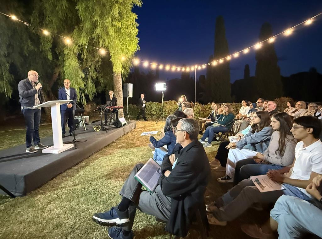 Guanyadors dels premis GarrafJordi Lleó guanya el premi Molero de periodisme escrit per les Històries Retratades d'Eix Diari Històries Retratades. EIX