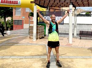 Iñaki Martínez de Lamo a l'arribada de la cursa. Eix