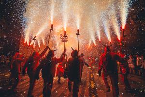 Igualada celebra la 10a Diada del Ball de Sant Miquel i els Diables amb colles convidades de Vila-seca i Ribes. Ball de Sant Miquel