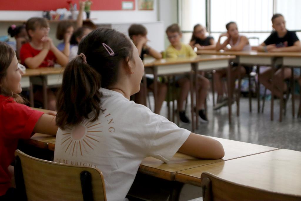 Imatge d'una classe de 4t de primària el primer dia de curs. ACN / Eloi Tost