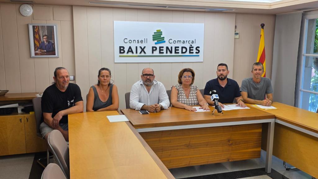 Imatge la roda de premsa d'ERC Baix Penedès. Eix