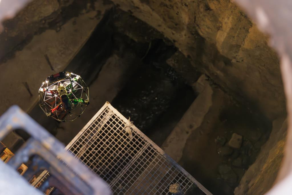 Inspecció a la xarxa amb un dron. Agbar