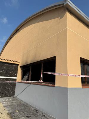 Investiguen un incendi que ha cremat la mesquita de Piera: entitats islàmiques el consideren un atac provocat. ACN
