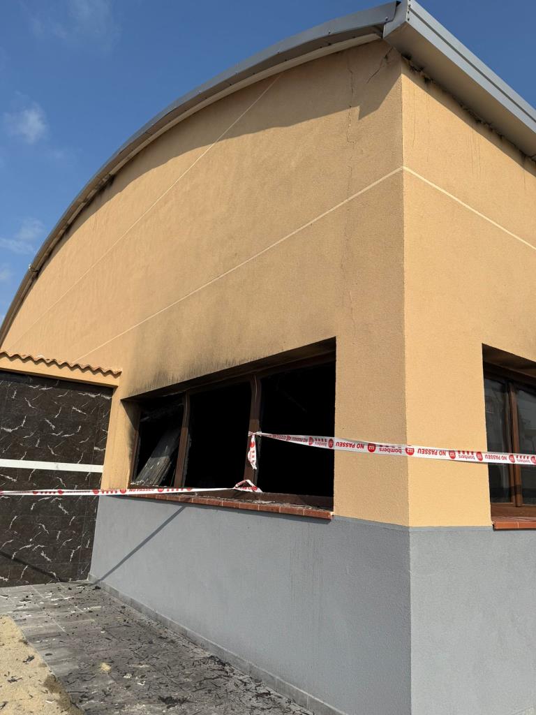 Investiguen un incendi que ha cremat la mesquita de Piera: entitats islàmiques el consideren un atac provocat. ACN