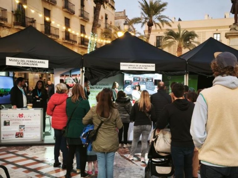 La 34a Fira de Novembre tanca amb èxit de públic i expositors i consolida el model de fira oberta al centre . Ajuntament de Vilanova