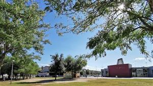 La Biblioteca i els jardins. Eix