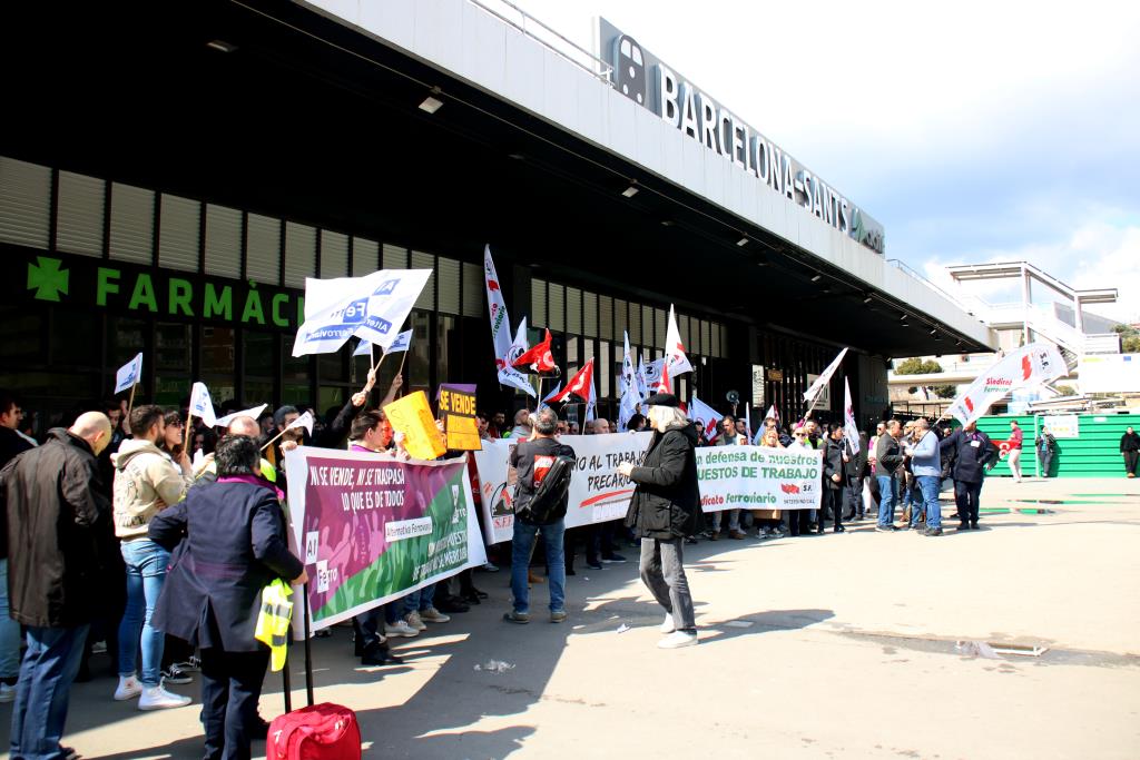 La CGT acusa Renfe de 