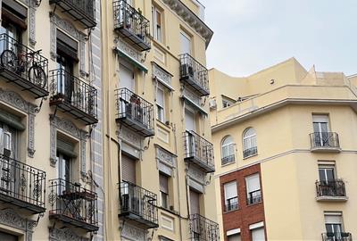 La compravenda d’habitatges s’enfila un 38,7% al maig i torna a situar-se per sobre de les 9.000 operacions. ACN