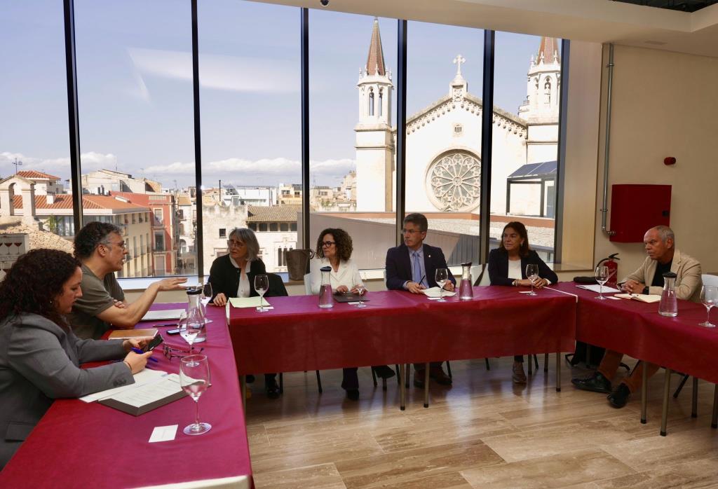 La consellera de Cultura referma el compromís per declarar Vinseum Museu d’Interès Nacional. Ajuntament de Vilafranca