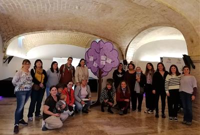 La cubellenca Camila Reyes guanya el VI Premi de Disseny del cartell del 25N del Garraf. CC Garraf